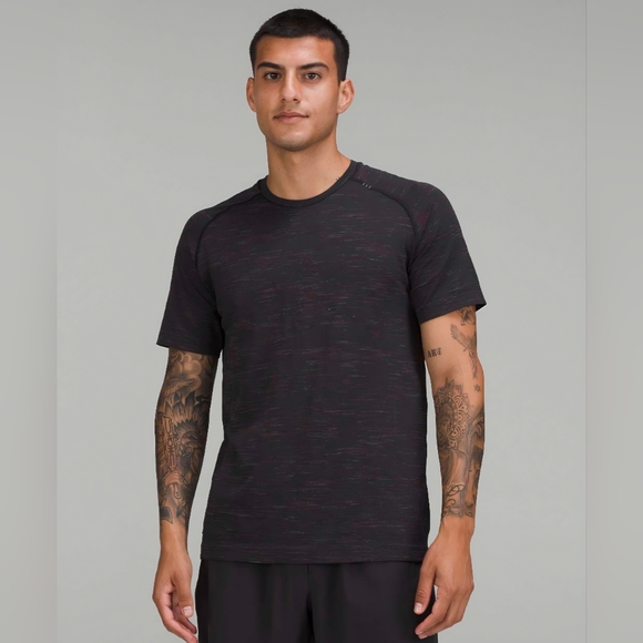 lululemon athletica Other - Lululemon Mens Metal Vent Tee